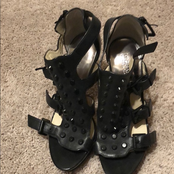 Michael Kors sandals - Picture 1 of 4